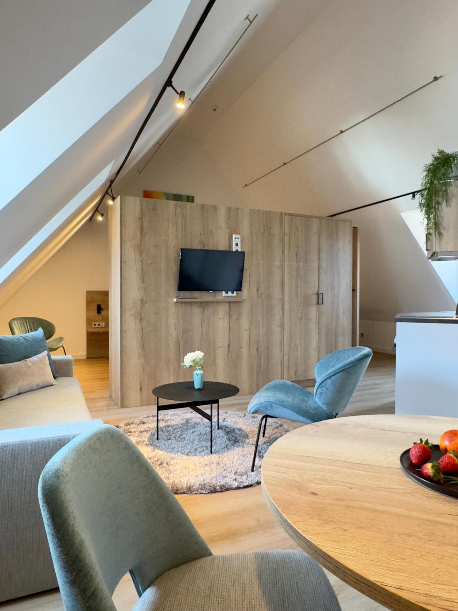 Living & Serviced Apartments By Blauer Wolf Gunzenhausen Bagian luar foto