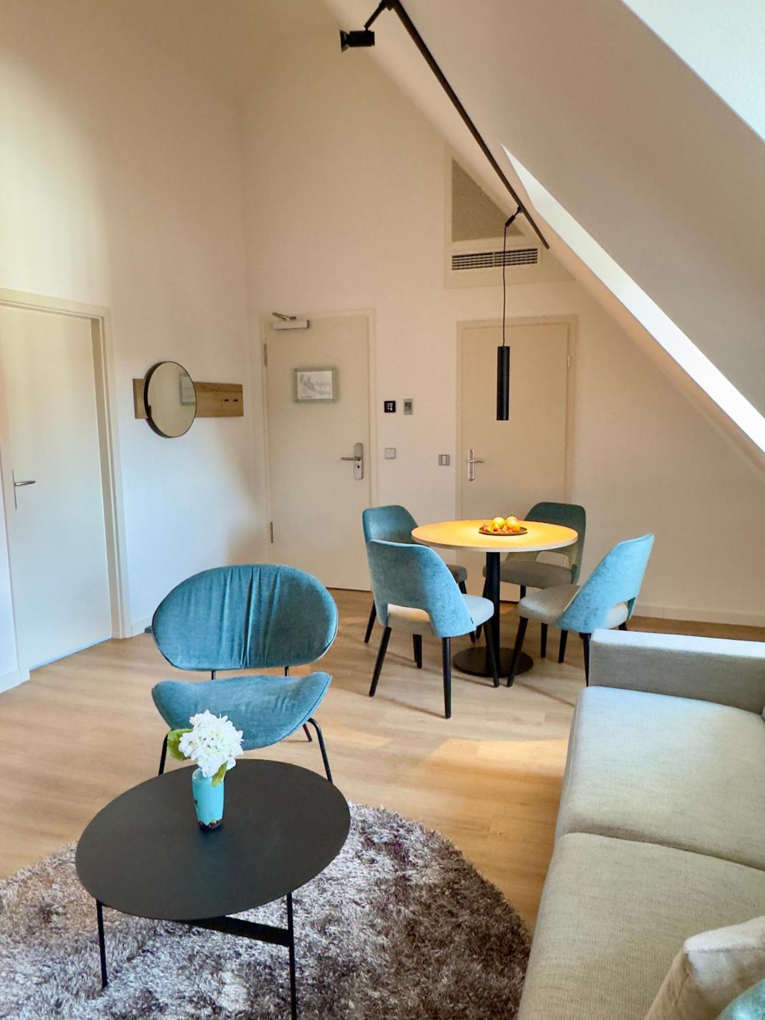 Living & Serviced Apartments By Blauer Wolf Gunzenhausen Bagian luar foto
