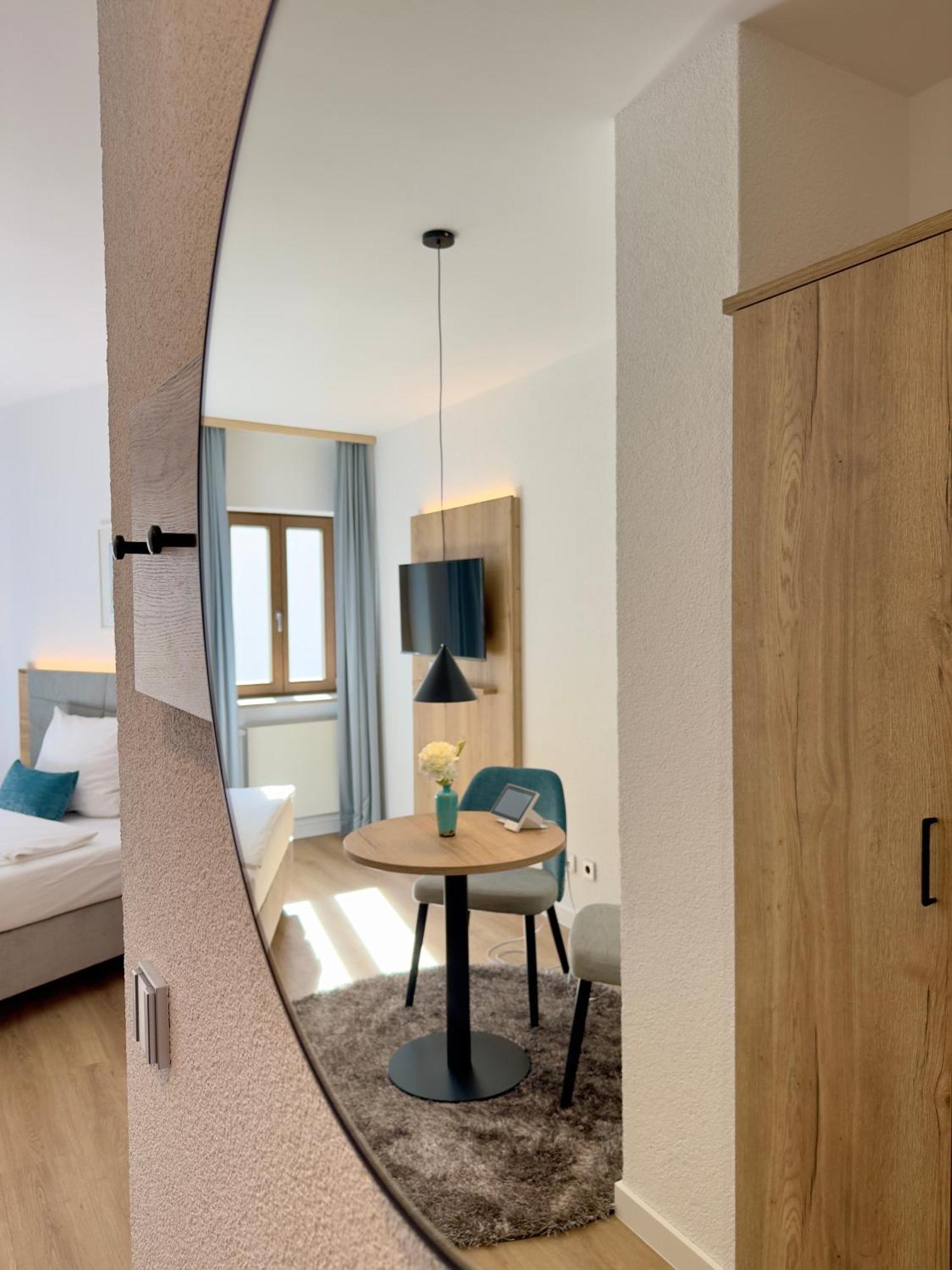 Living & Serviced Apartments By Blauer Wolf Gunzenhausen Bagian luar foto