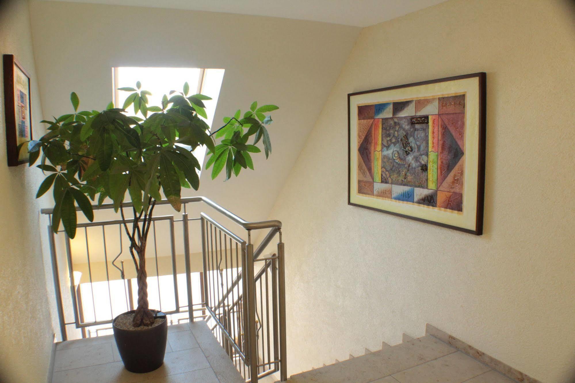 Living & Serviced Apartments By Blauer Wolf Gunzenhausen Bagian luar foto